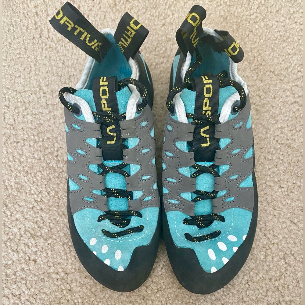 La Sportiva Tarantulace with Frixion Climbing Shoes, Size EUR 36/USA 4.5